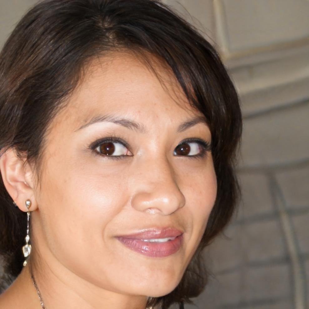 Portrait of Briony Kask, full-stack blockchain developer