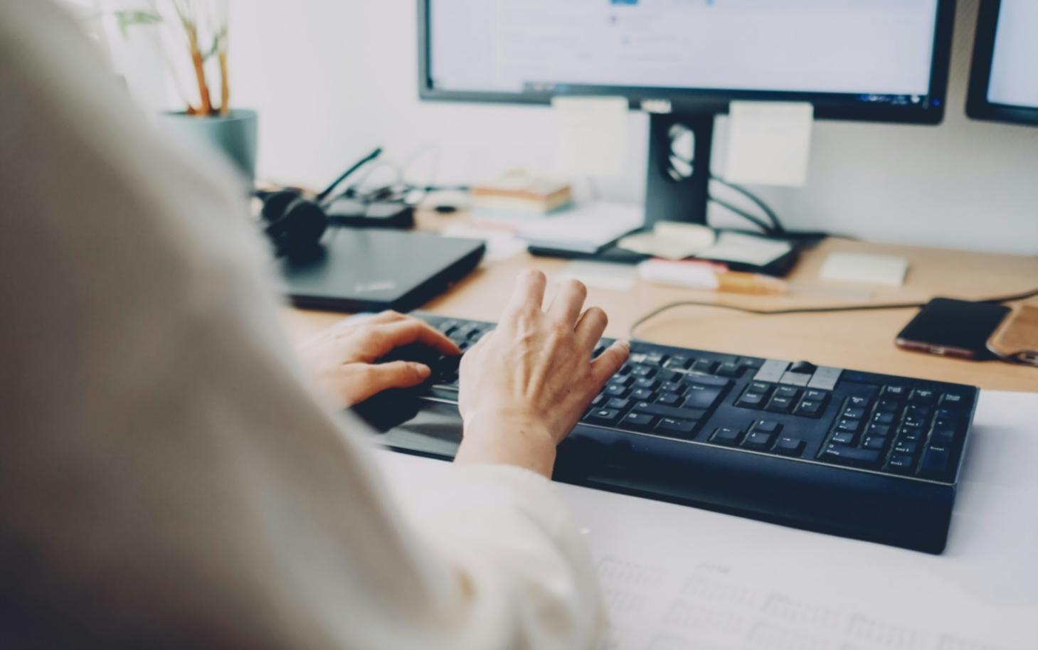 Smart contract deployment and testing environment